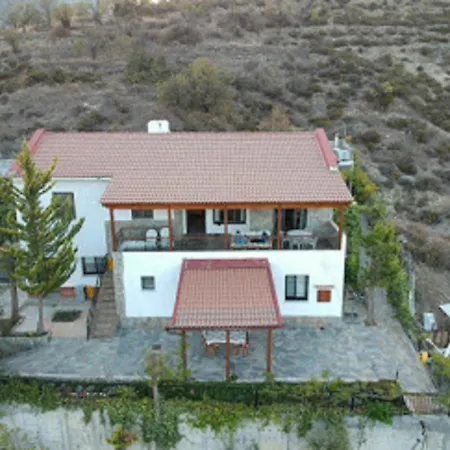 Летний дом Danai House